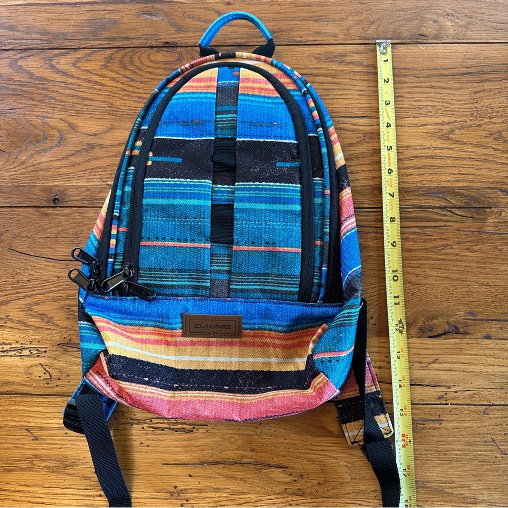 SOLD - Dakine Cosmo 6.5L Mini Backpack EUC - Picture 3 of 14
